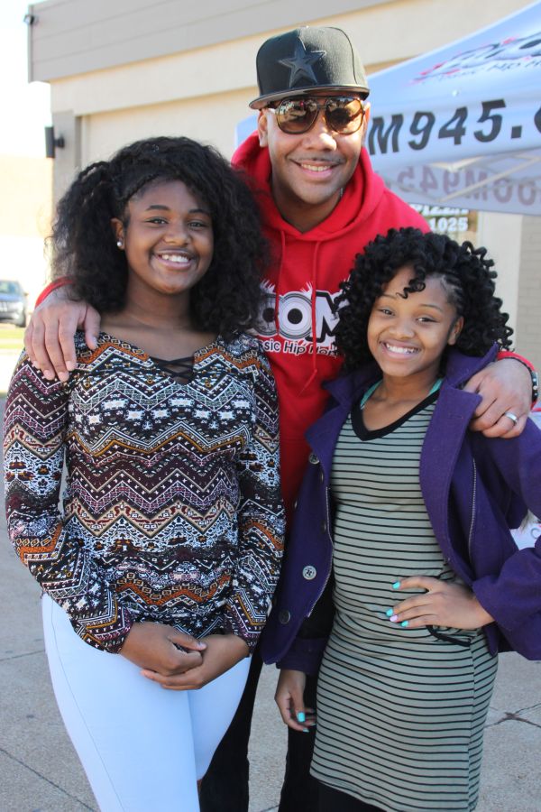 97.9 The Beat Gives Back this Thanksgiving