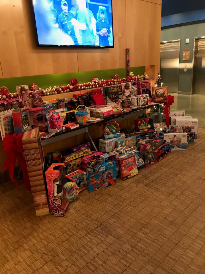 Dallas Chapter of Delta’s Toy Drive