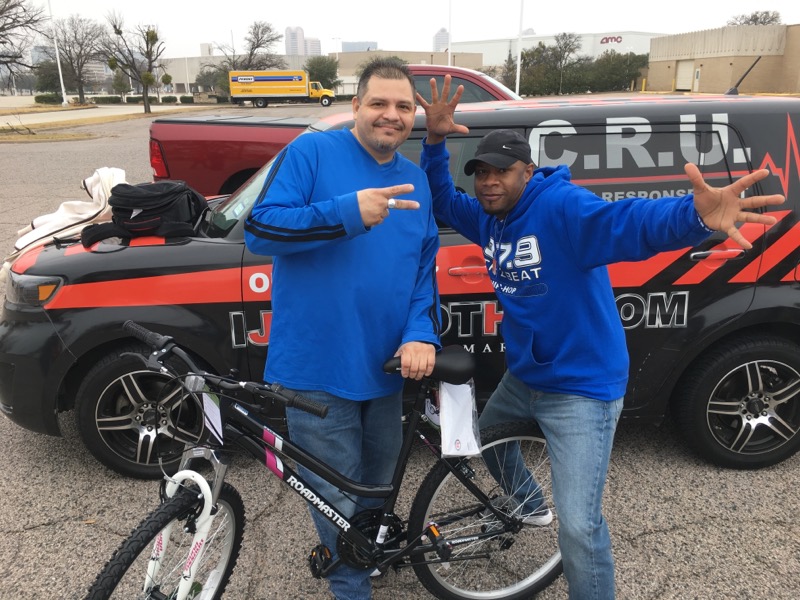 IJustGotHit.com Bike Giveaway 2017
