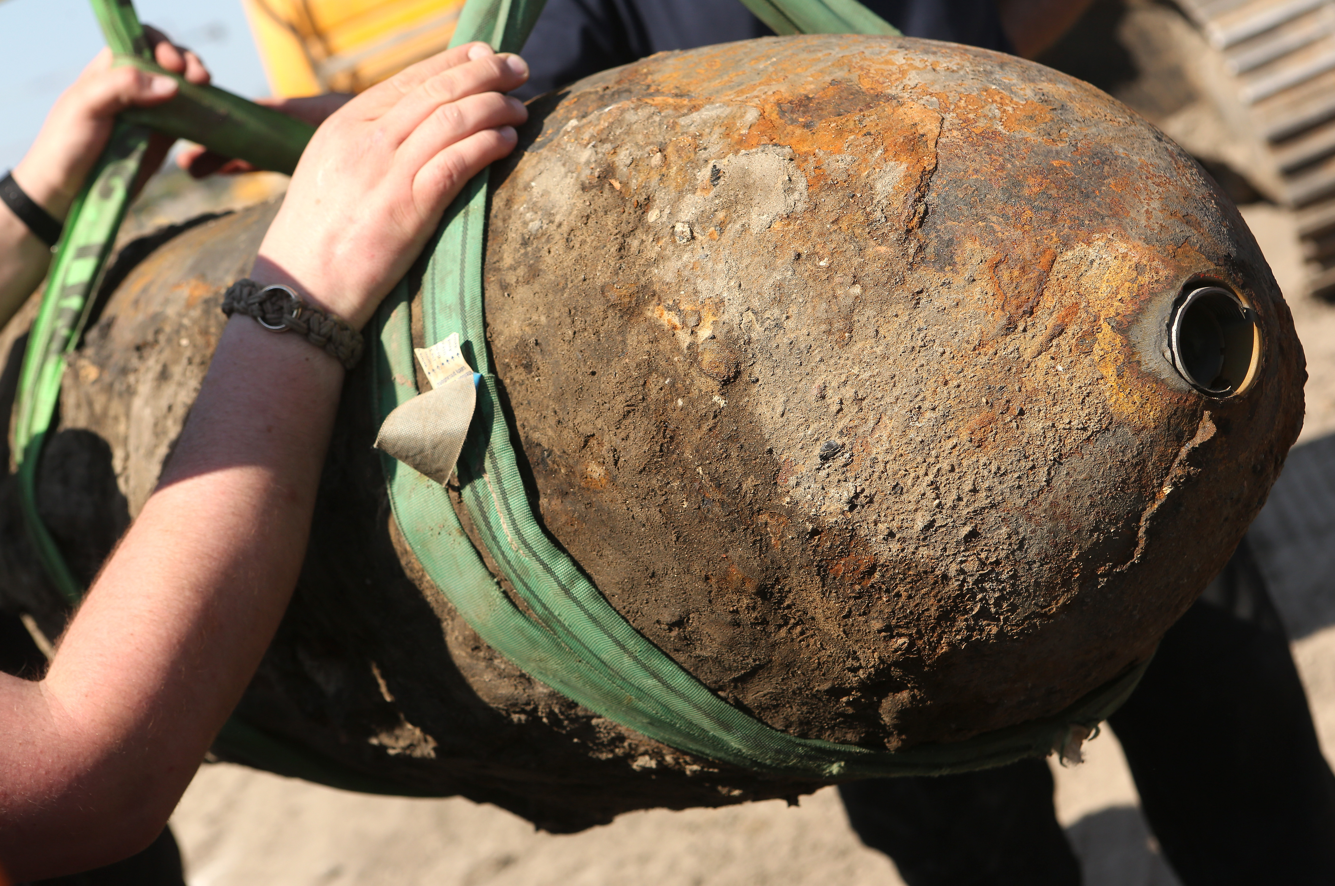 Bomb Disposal Team Defuses World War 2 Bomb In Berlin City Center