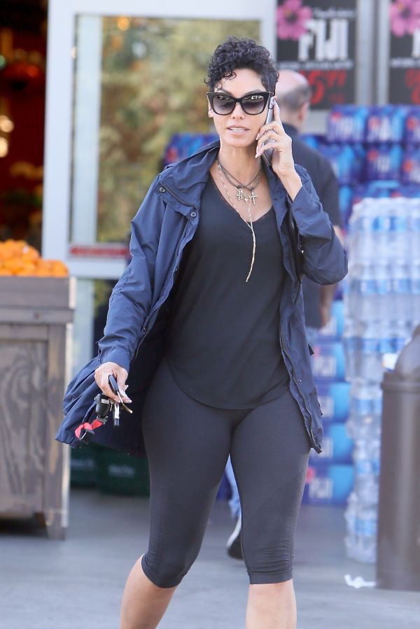 Nicole Murphy seen leaving Bristol Farms