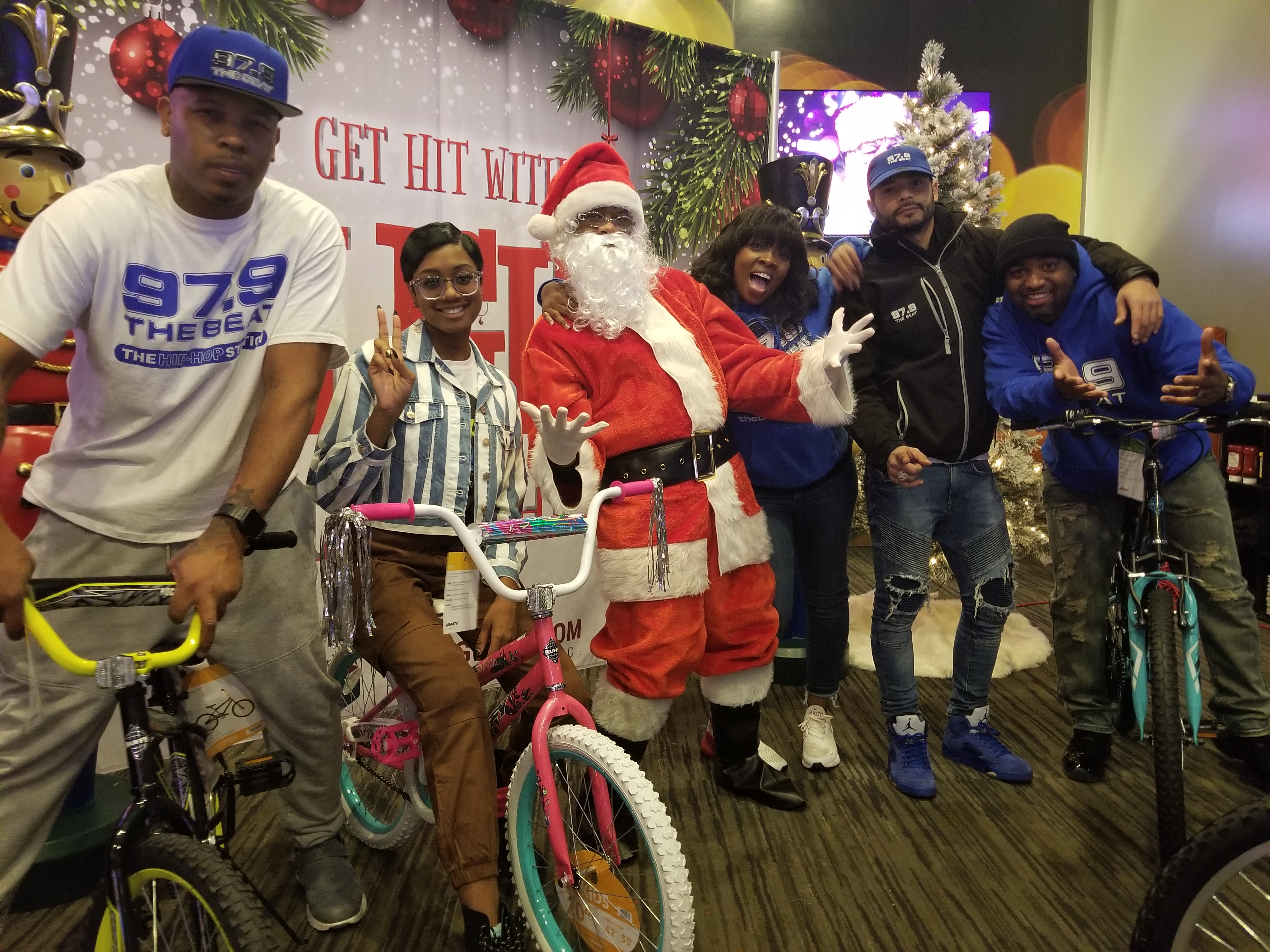 IJustGotHit.com Bike Giveaway 2018 At Dave & Busters (PHOTOS)