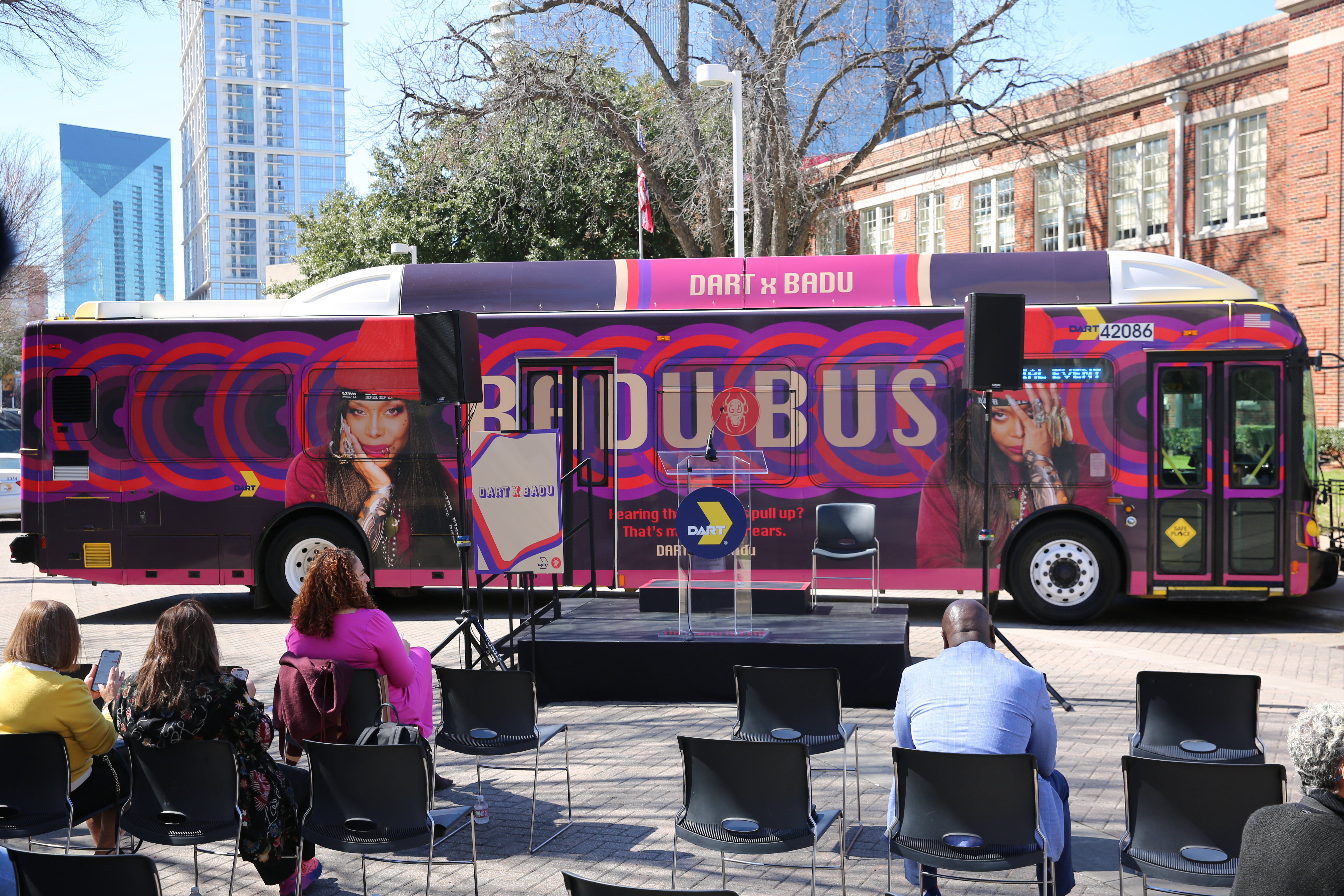 Dart x Badu Bus