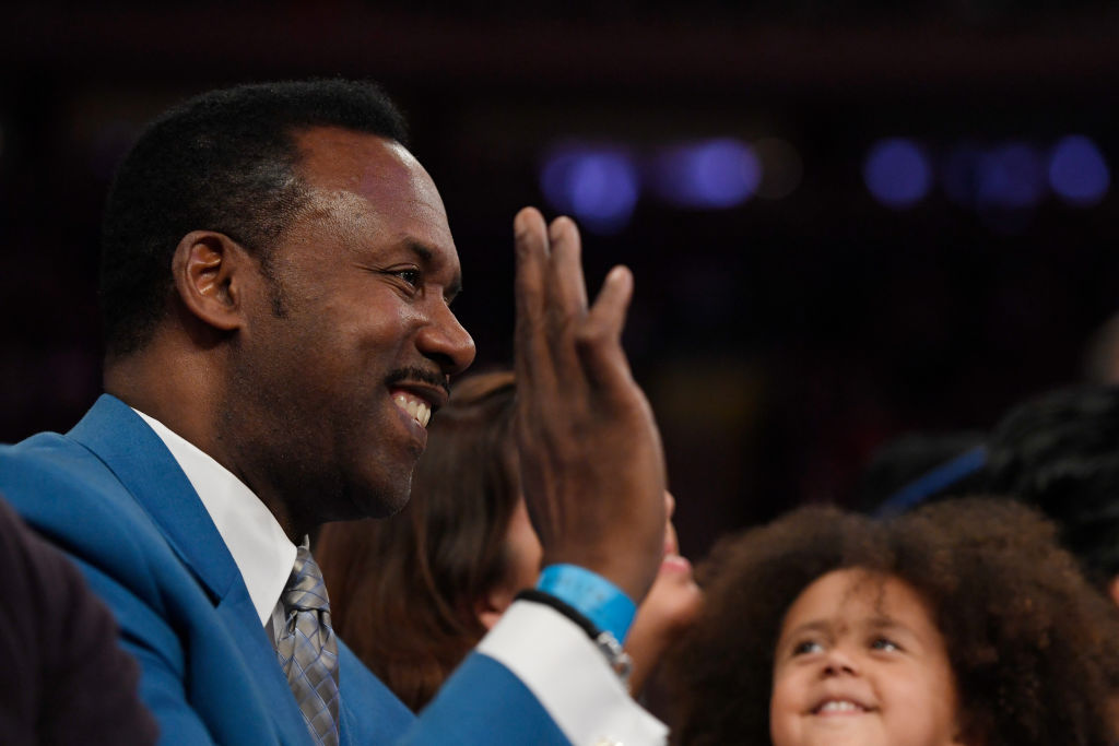 Dallas Mavericks v New York Knicks