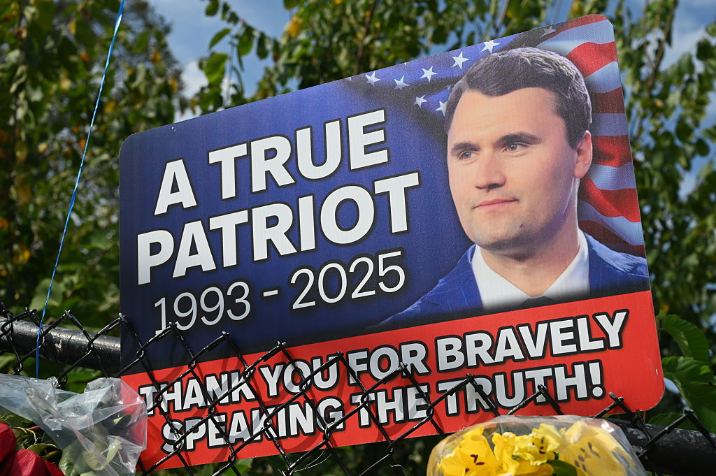 Vigil held for Charlie Kirk in Illinois